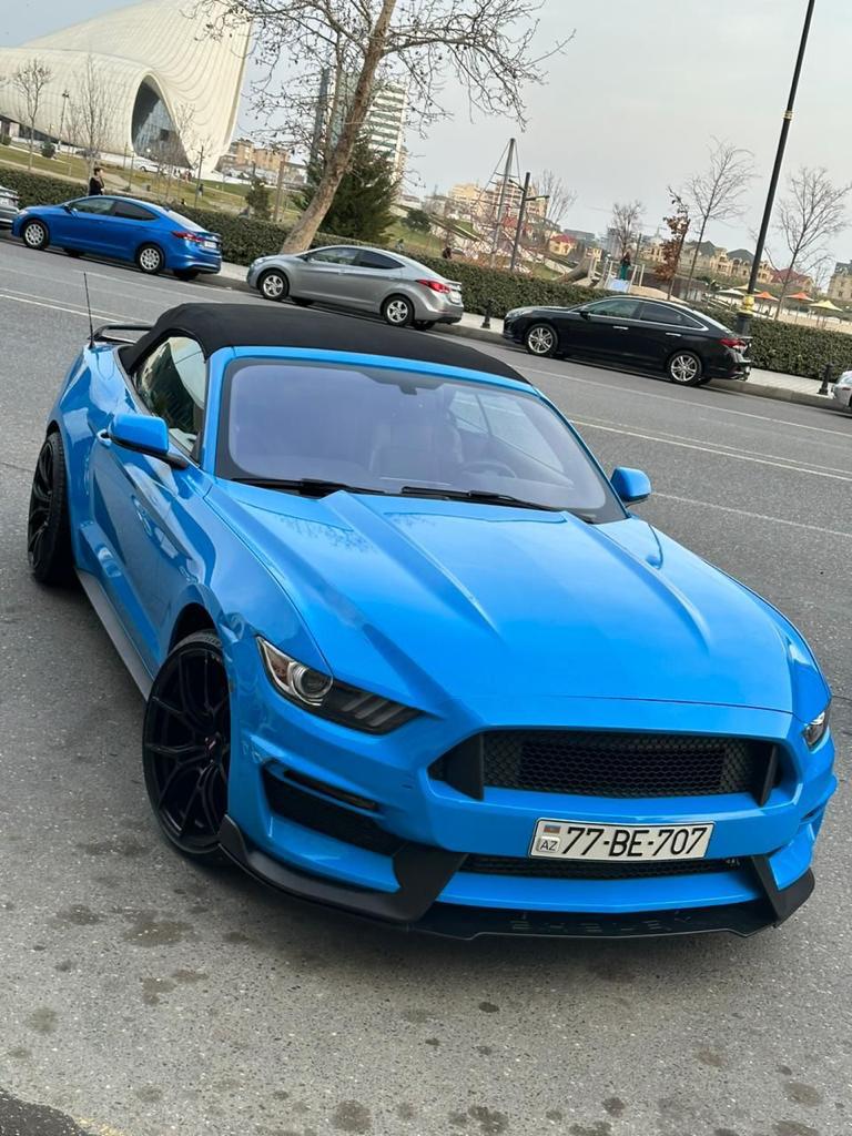 Rent a car in Baku Ford Mustang