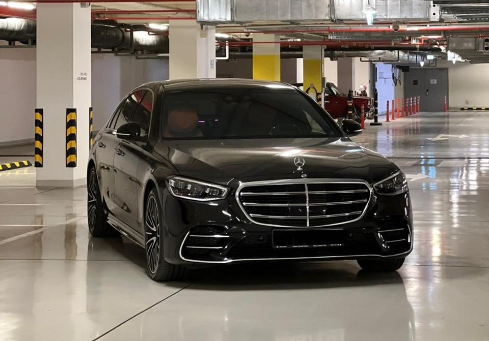 Rent a car in Baku Mercedes-Benz S 500 2022